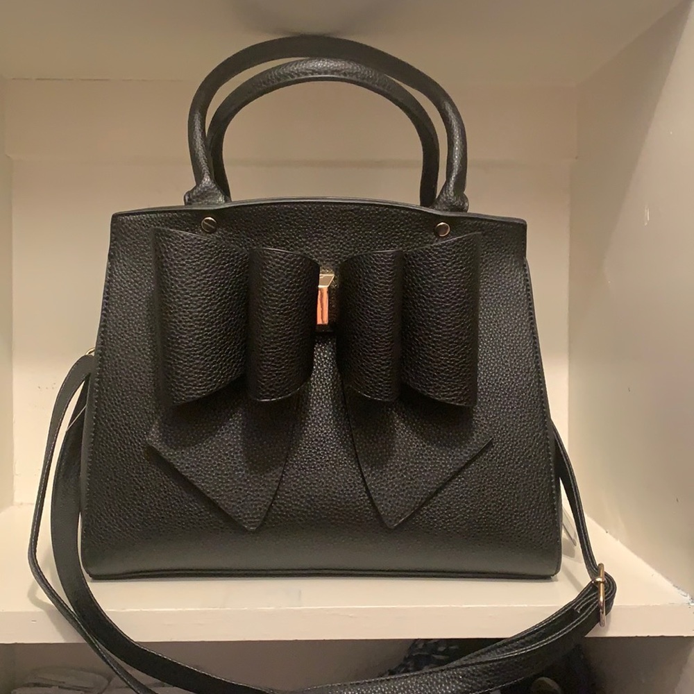 Women’s handbag